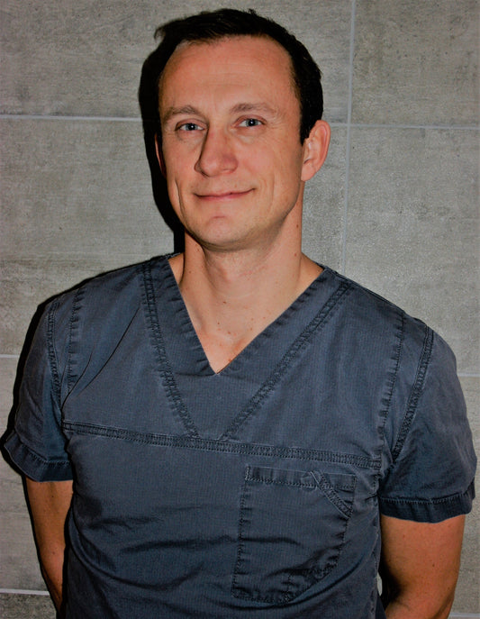Tannlege Thomas Framnes - Spes. Implantatprotetikk